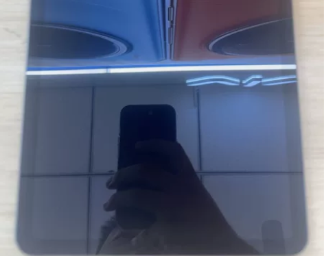 iPad Air（第4代）64G 背光有瑕...