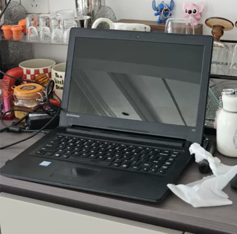 联想小新300笔记本顶配款，i7处理器+独...