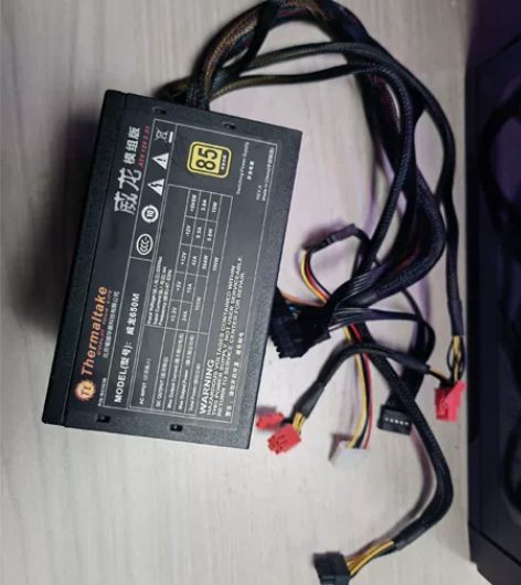 额定550W铜牌电源，半模组，功能正常，成...