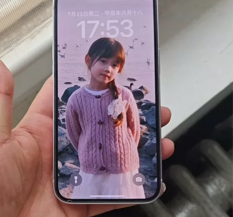 ?iPhone14，电池容量89，手机99...