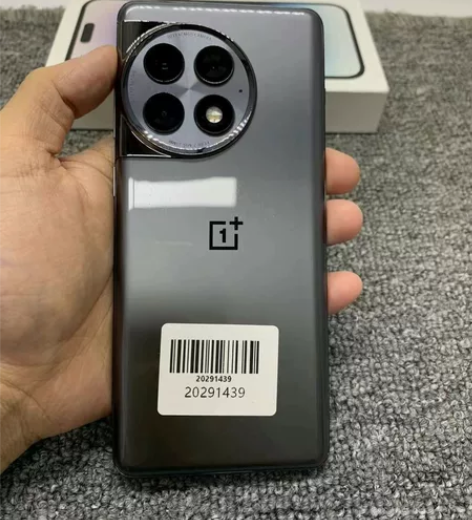 一加Ace2Pro 16+512G整体成色...