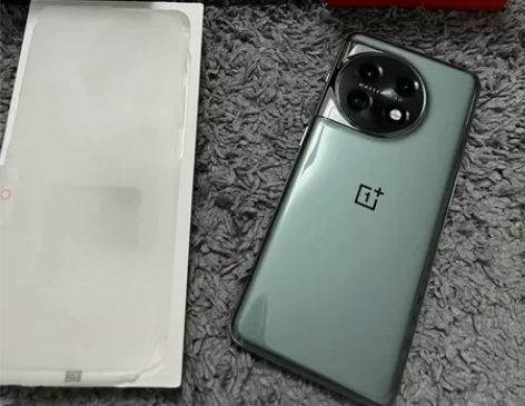 95新一加11，12+256G有面容，全网...