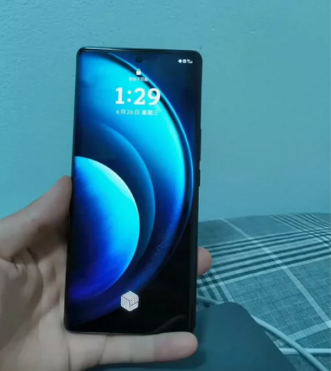 ?出闲置自用手机vivo S16 8GB+...