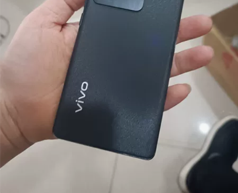 vivo s16 高配12+256 使用的...