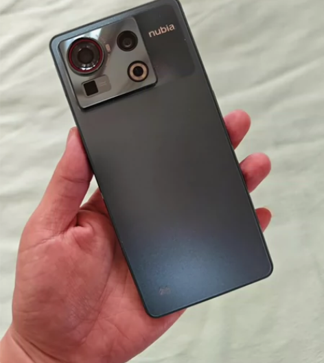 努比亚Z50   全原装无拆修   95新...