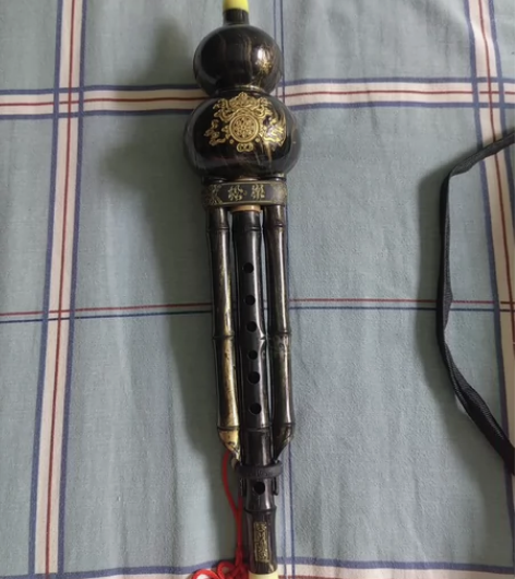 购买的蓝孔雀葫芦丝，没有时间学，闲置出售原...