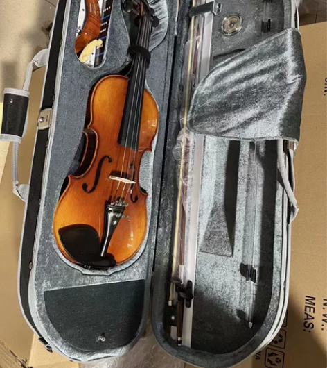 捡漏的来亏本清仓原价3000多的小提琴，几...