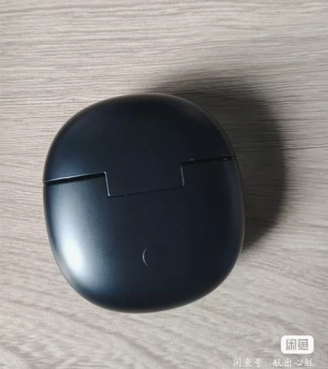 帮朋友卖的 vivo tws air 二手...