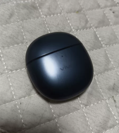 vivo TWS air朋友送的，没怎么用...