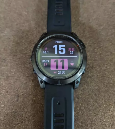 Garmin 佳明太阳能运动手表Fenix...