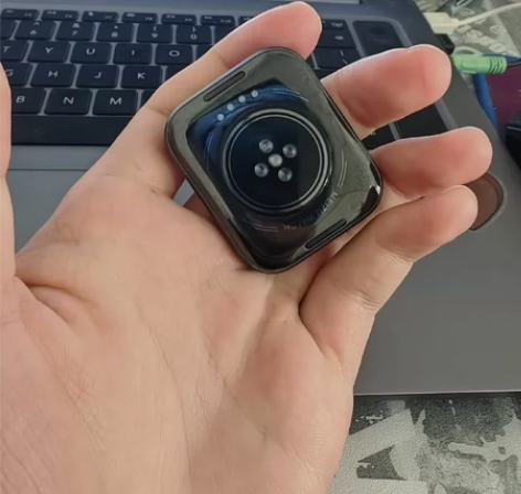 魅族watch，成色一般，有表带和非原装充...