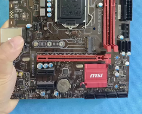 微星 B360 带挡板 电脑主板 这板子贴...