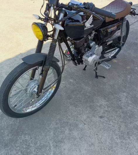 二手摩托车 五羊本田cg125复古机车 新...