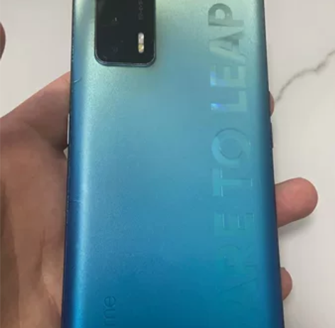 真我Q3pro   8+128 只换过屏幕...