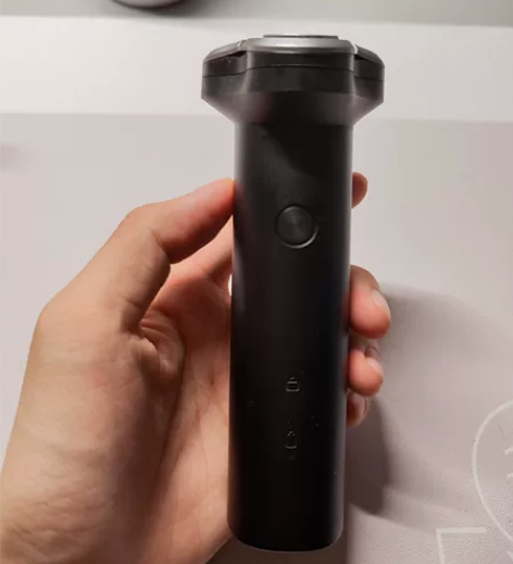 出闲置 1.qcy-t8耳机,左耳用不了了,右耳正常,充电仓... 出闲置 1.qcy-t8耳机,左耳用不了了,右耳正常,充电仓...