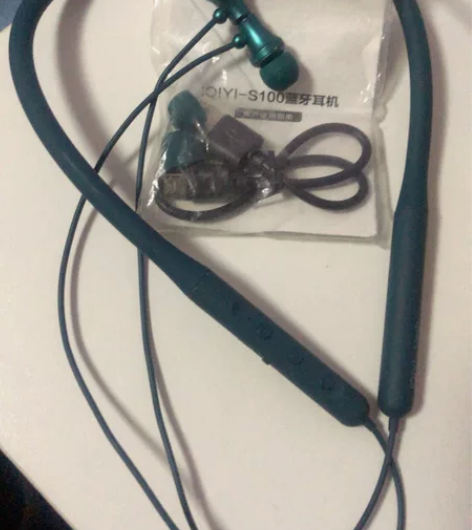 闲置爱奇艺iQlYI-S100蓝牙耳机 仅...