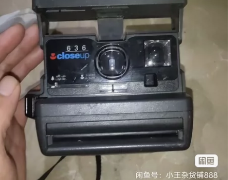 宝丽来相机636，成色如图，取景器干净，正...