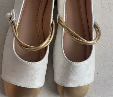 全新国风款小单鞋 软底软面 很好穿 有36...