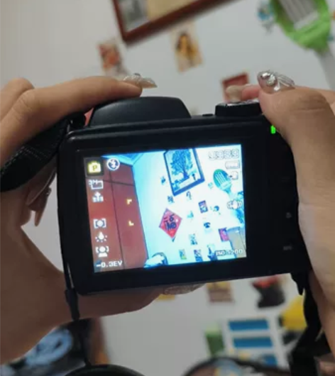 惠普D3000外边完美，电池仓有轻微漏液，...