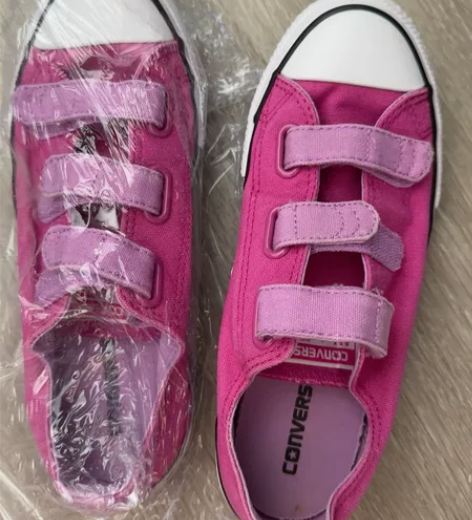 出匡威帆布鞋All Star 玫红色低帮3...