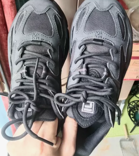 斐乐女鞋35.5码，专柜正品保真，很精致轻...