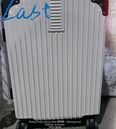 全新22 寸行李箱全新未使用挺好的很结实外...