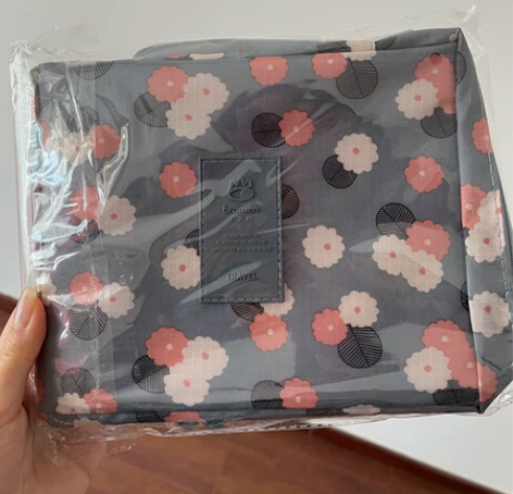 不莱玫春暖花开洗漱包 全新