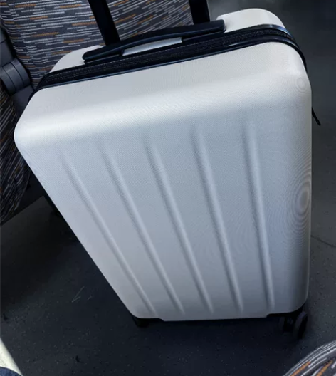 便宜卖全新小米90分行李箱旅行箱20寸24...