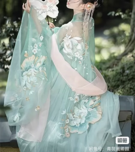 汉服一整套88元包邮送 一整套，非常值，大...