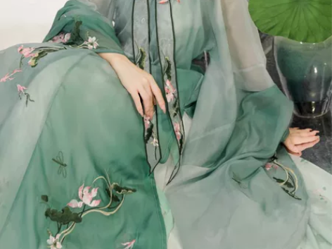 裳云兮(水宫仙子)原创汉服女明制云肩斜襟立...