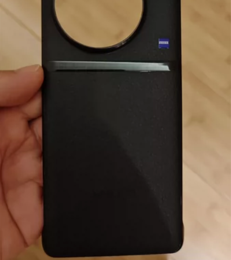 vivoX90pro+原装手机壳，和副厂手...