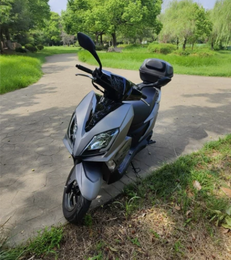 济南铃木UY125女装车 无刮碰无拆修发动...