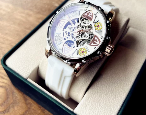 【狂欢价】四叶草手表男款学生全自动镂空潮流...