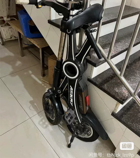 轻便折叠电动自行车，可给学生上学代步，工作...