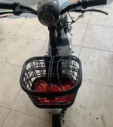 二手电动车带电池一起出360 感兴趣的话点...