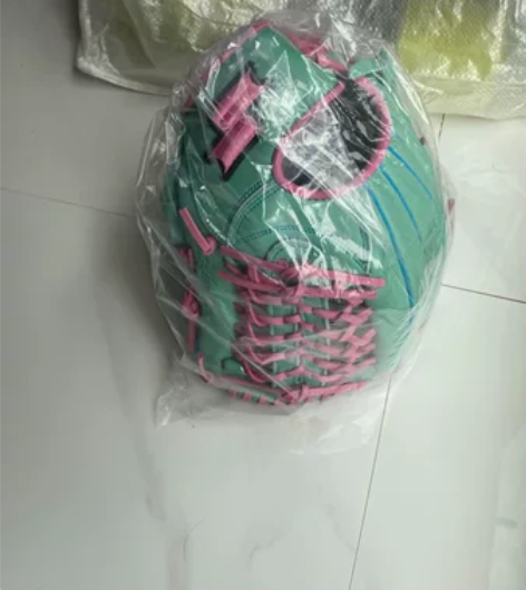 棒球外野手套12.0寸。全新未拆。牛皮手套...