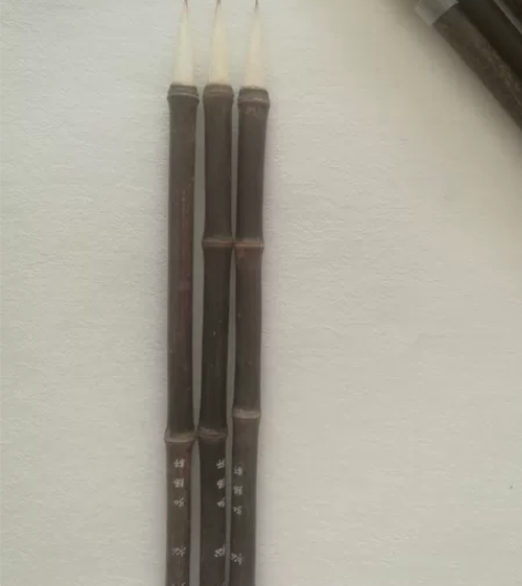 弘扬轩毛笔，风入松，狼羊兼毫，弹性适中。实...