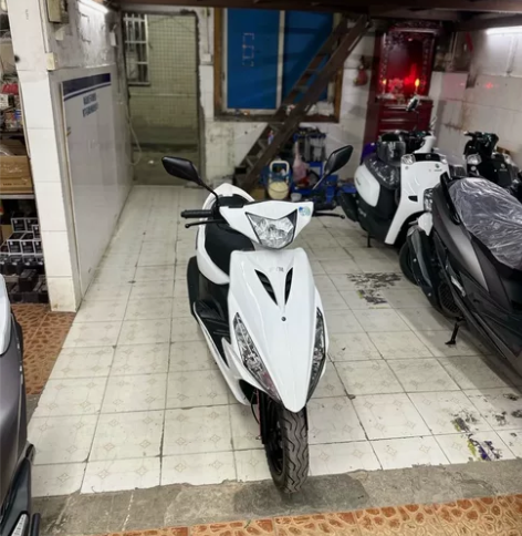 飞鹰雅马哈  110cc 现货现车 感兴趣...