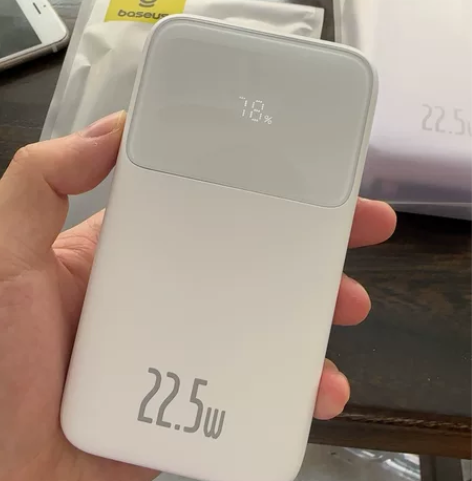 倍思 自带双线充电宝10000毫安-200...