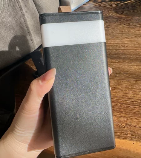 6万毫安的充电宝,一次没用过。有缘人带走 ...