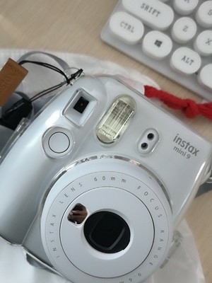 【低价出售】Fujifilm富士可爱相机 ...