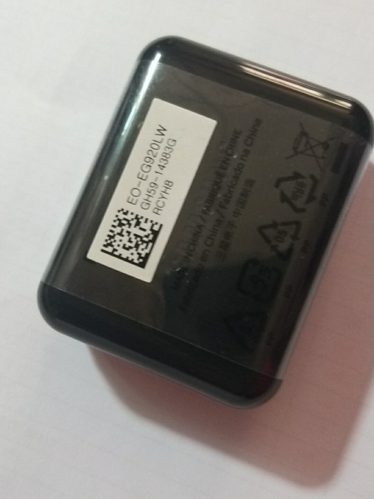 三星原装正品线控扁线入耳式耳机,5公里管送...