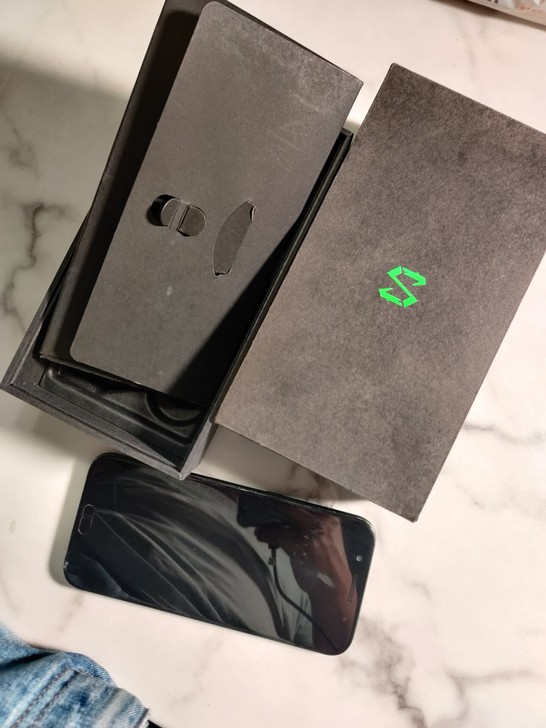 全套箱说无配件,小米黑鲨游戏竞技手机,6+...