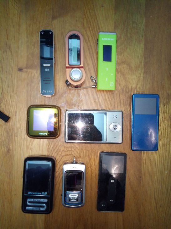 诺基亚的蓝牙耳机，三星，爱国者，LG等mp...