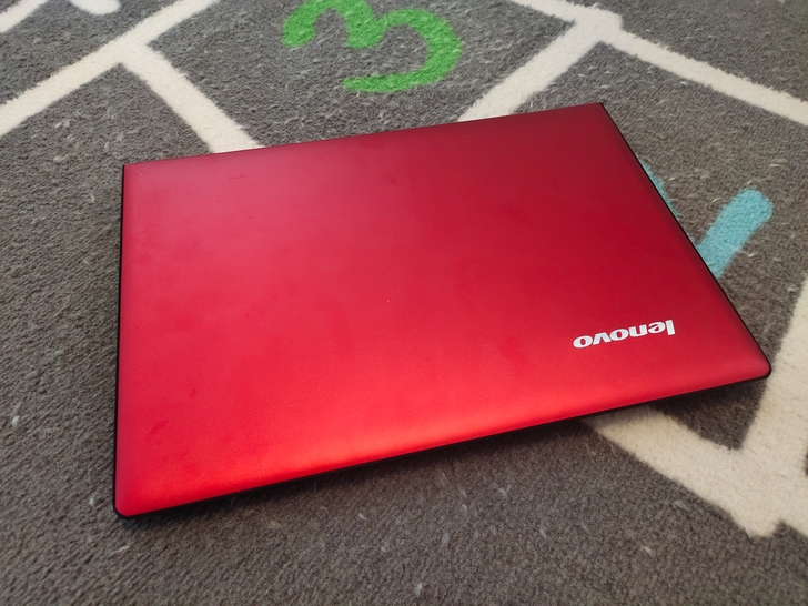 i7联想小新超薄金属笔记本电脑二手1