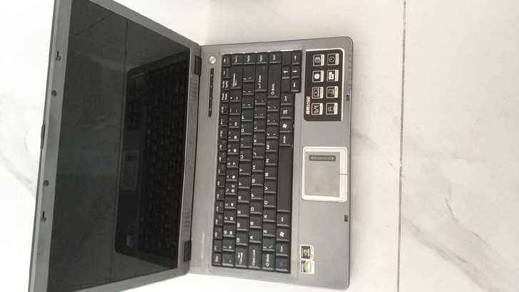 清华同方V400尸体，开机电源灯亮，能感觉...