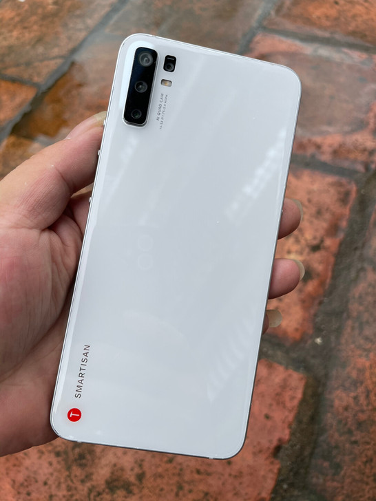 坚果pro3白色8+256G    成色如...