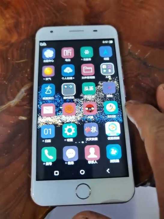 虾米智能手机，九成新，各功能完好无损，闲置...