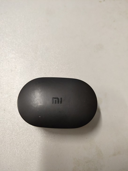 红米真无线蓝牙耳机，95新，买了基本用不到...