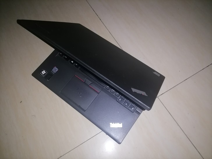 联想x250 i3 5010 经典小黑本6个